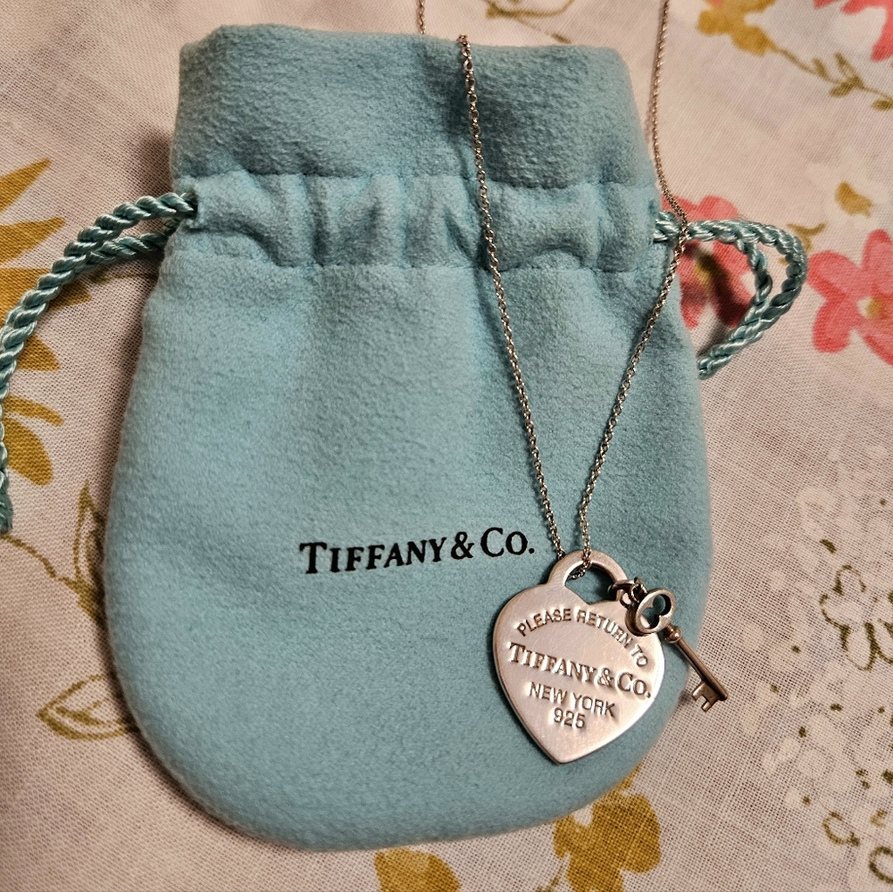 Tiffany & Co. Classic Heart Tag Necklace in Sterling Silver